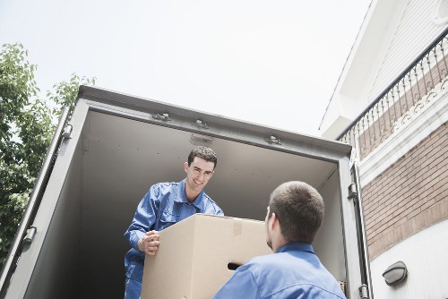 Professional packing service team in Richmond